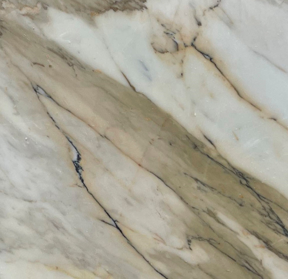 Calacatta Borghini Macchia Vecchia Marble 2CM