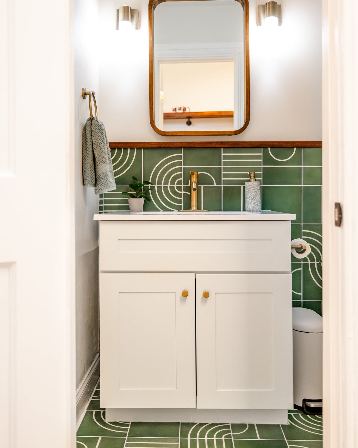 Strands Sss Mixed Field Universal Green Accent Ivory Cement Tile 8x8 In Stock