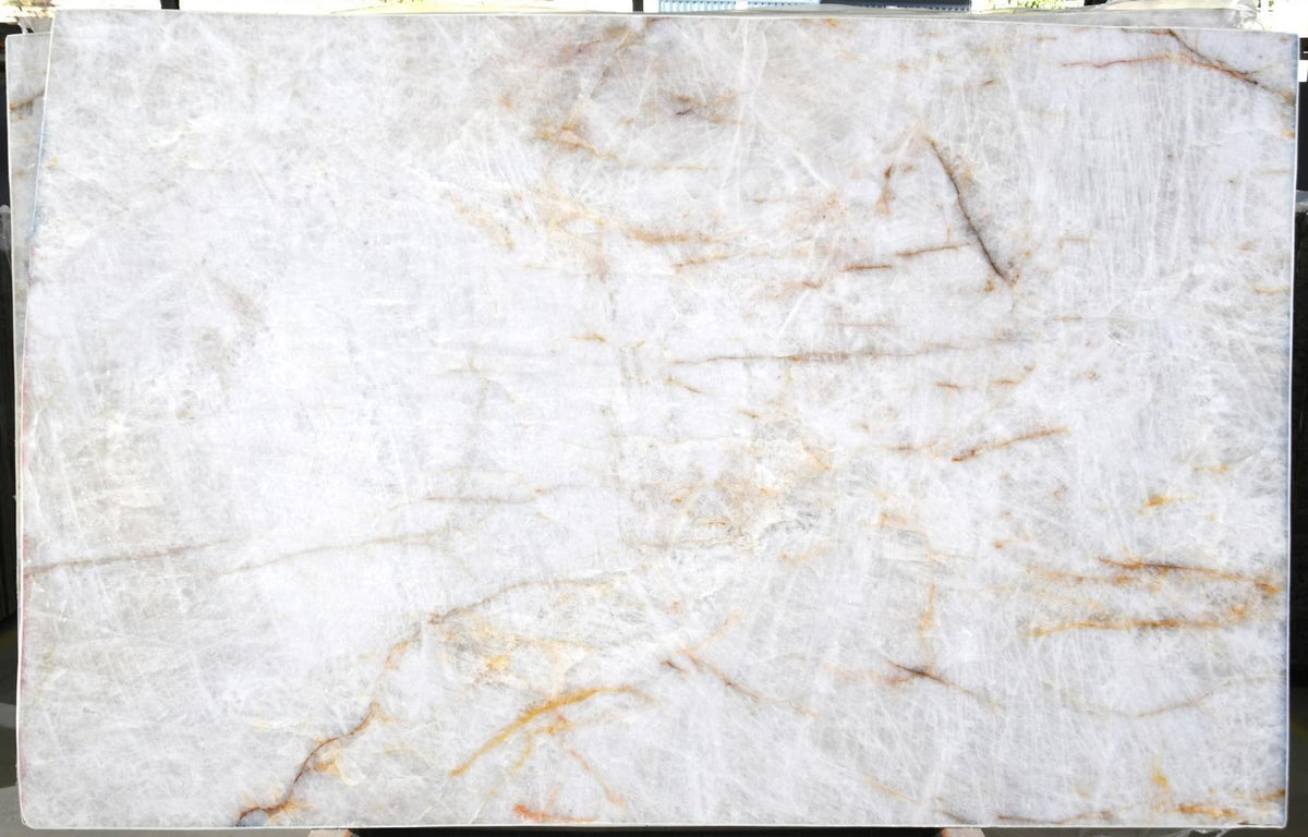 CRISTALLO QUARTZITE HONED 3CM