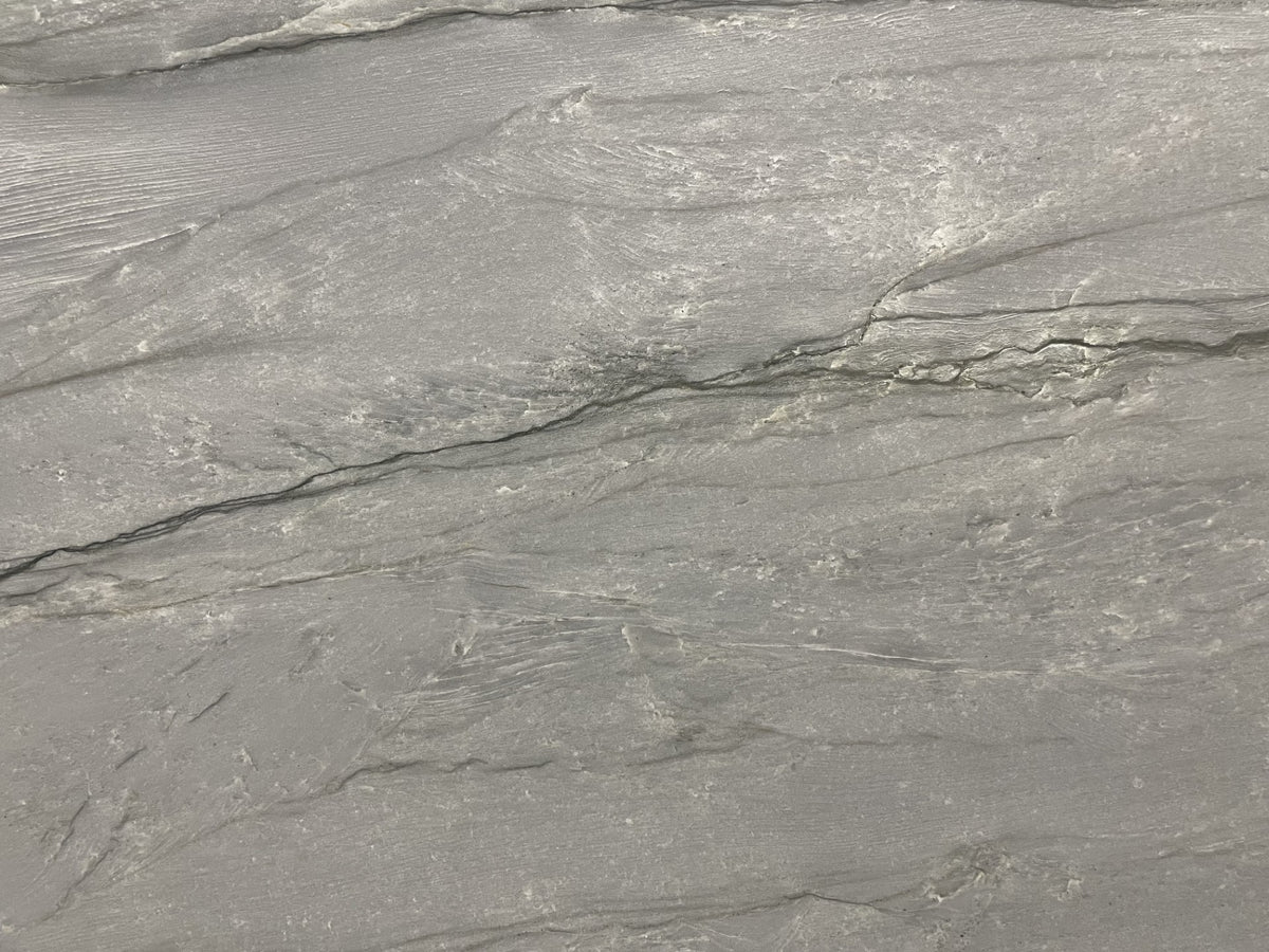 Platinus Quartzite Leathered 2CM