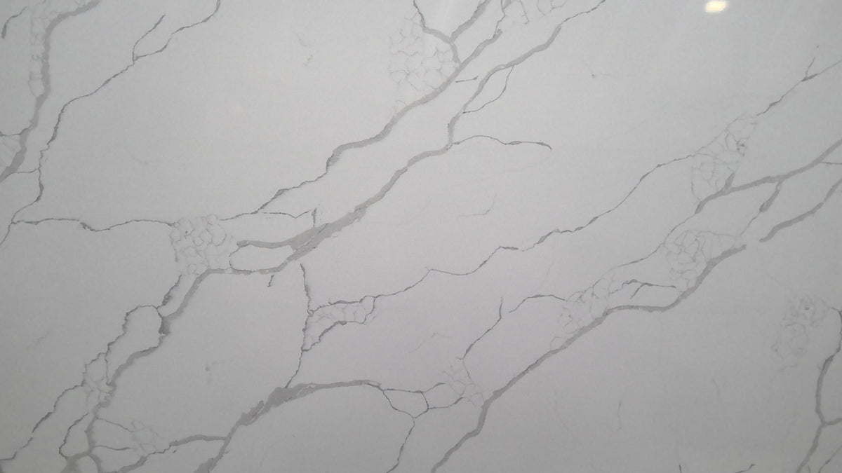 Calacatta Mia Quartz 2CM