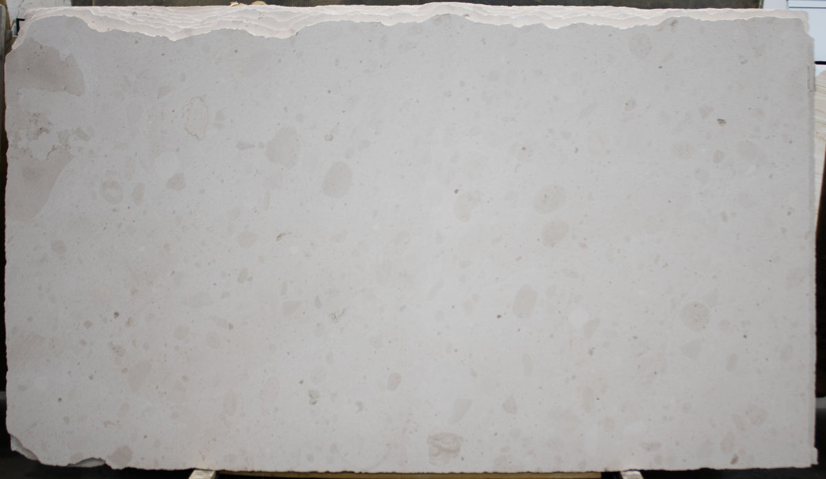 Caliza Luna Leathered 2CM slab