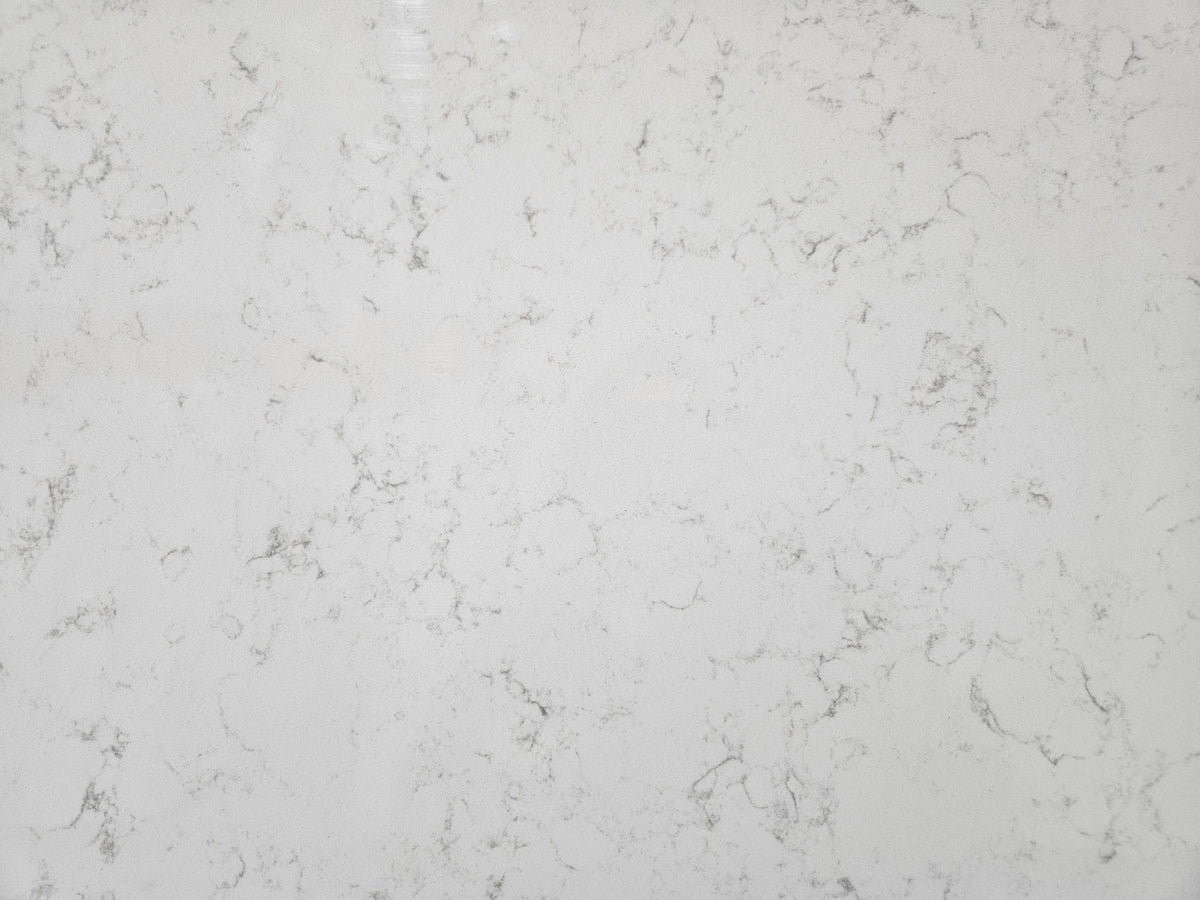 Carrara Nuvolo Quartz 3CM