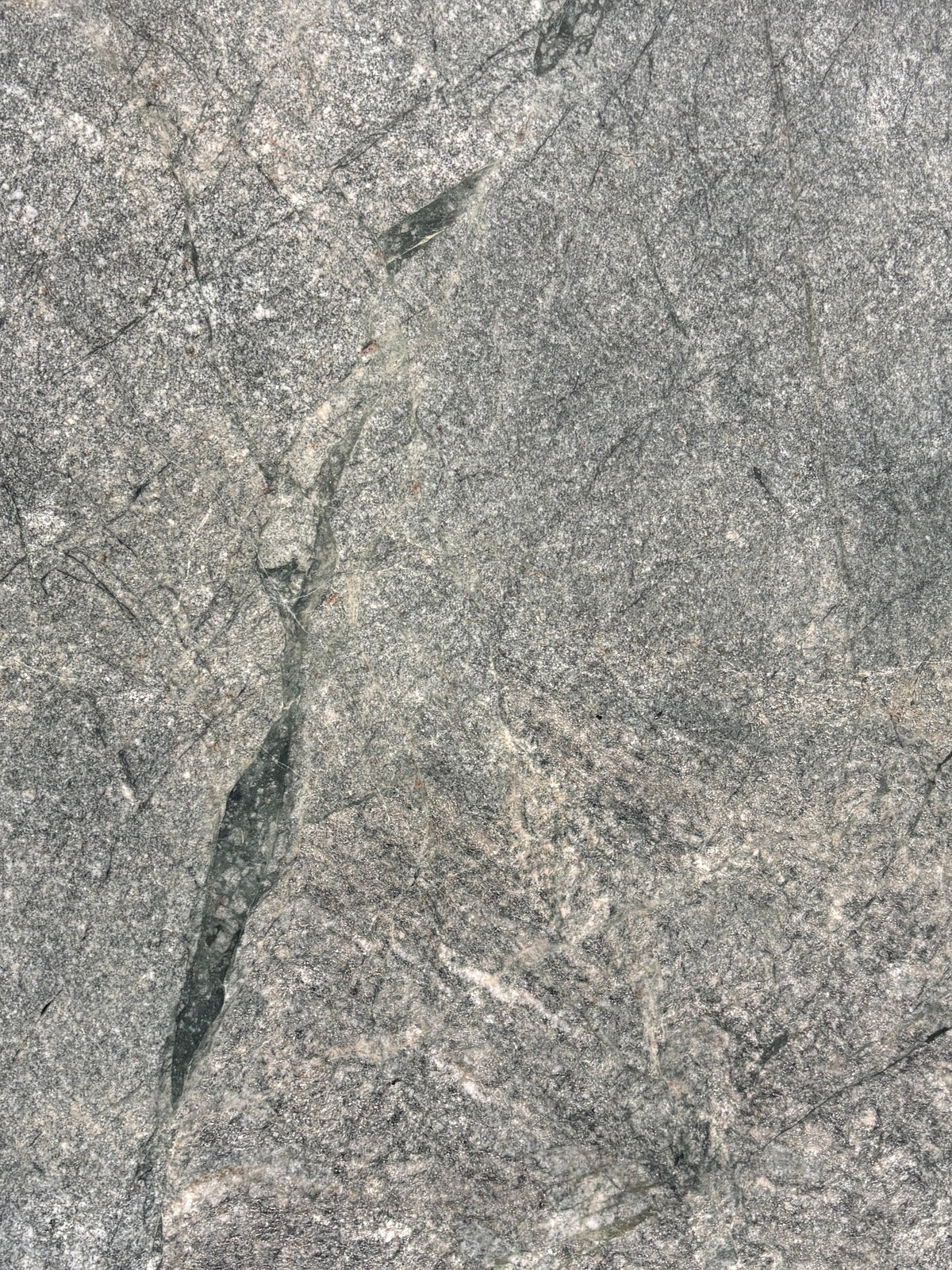 Del Mare Soft Leathered Quartzite 2CM