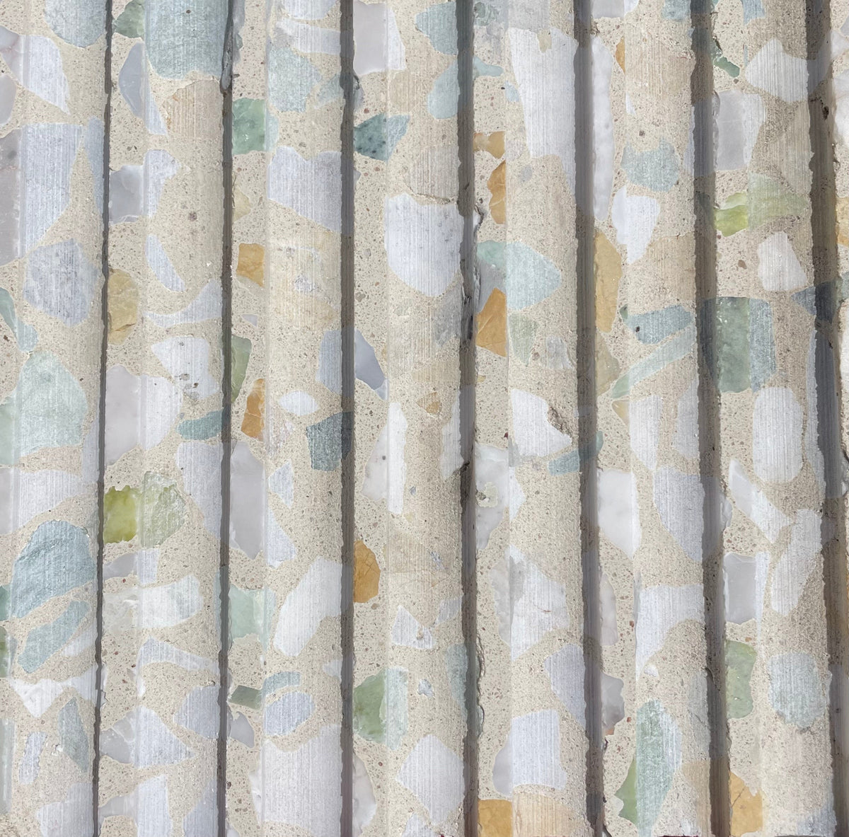 Venice Kirra Scallop Blonde LMC + LYC + LTC Terrazzo Tile