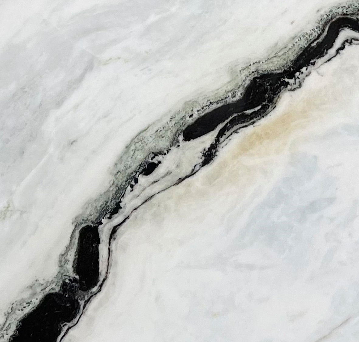 Panda White Marble 2CM