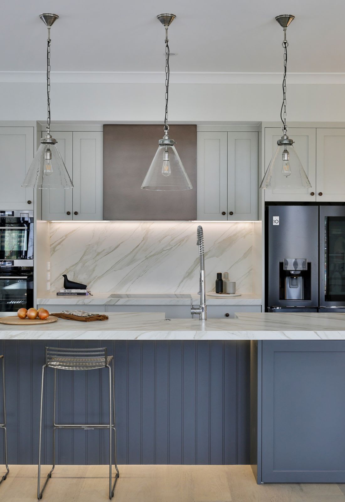 Neolith Calacatta Gold 01 Silk 12MM – representative photo; actual slab photo sent with your estimate