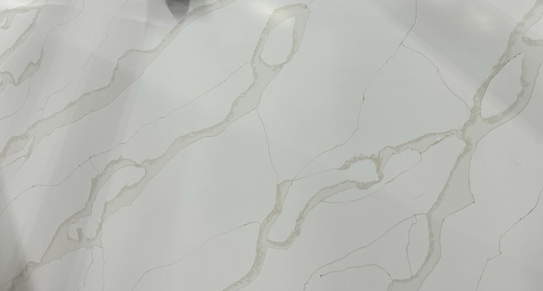 Calacatta Arapaho Quartz 3CM – Go-Granite