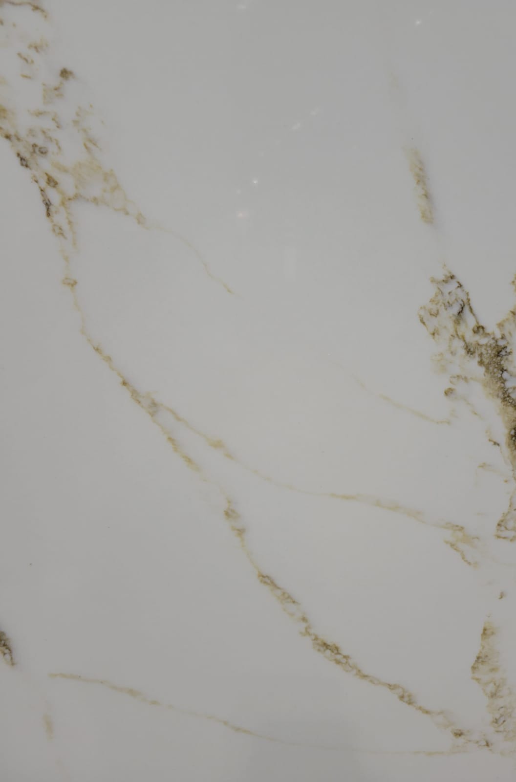Tranquility Gold Quartz 2CM