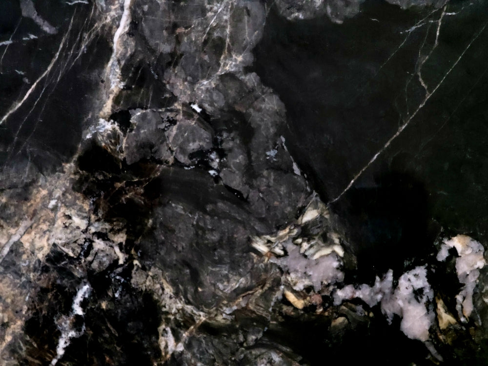 Lava Oro Granite 3CM