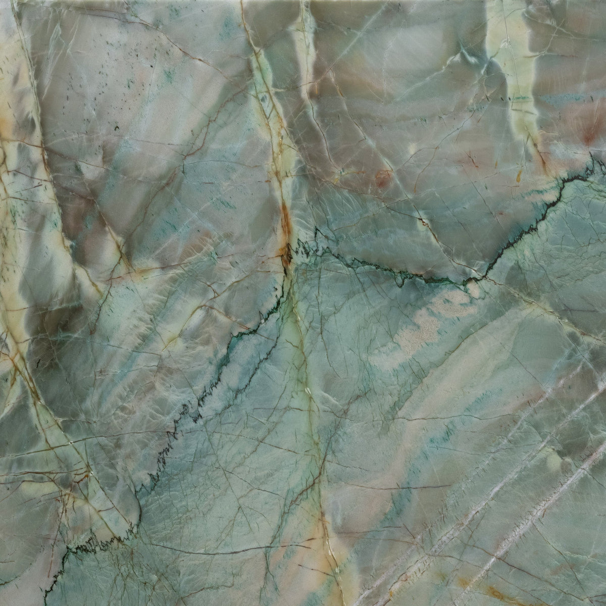 Emerald Polished Quartzite 2CM slab